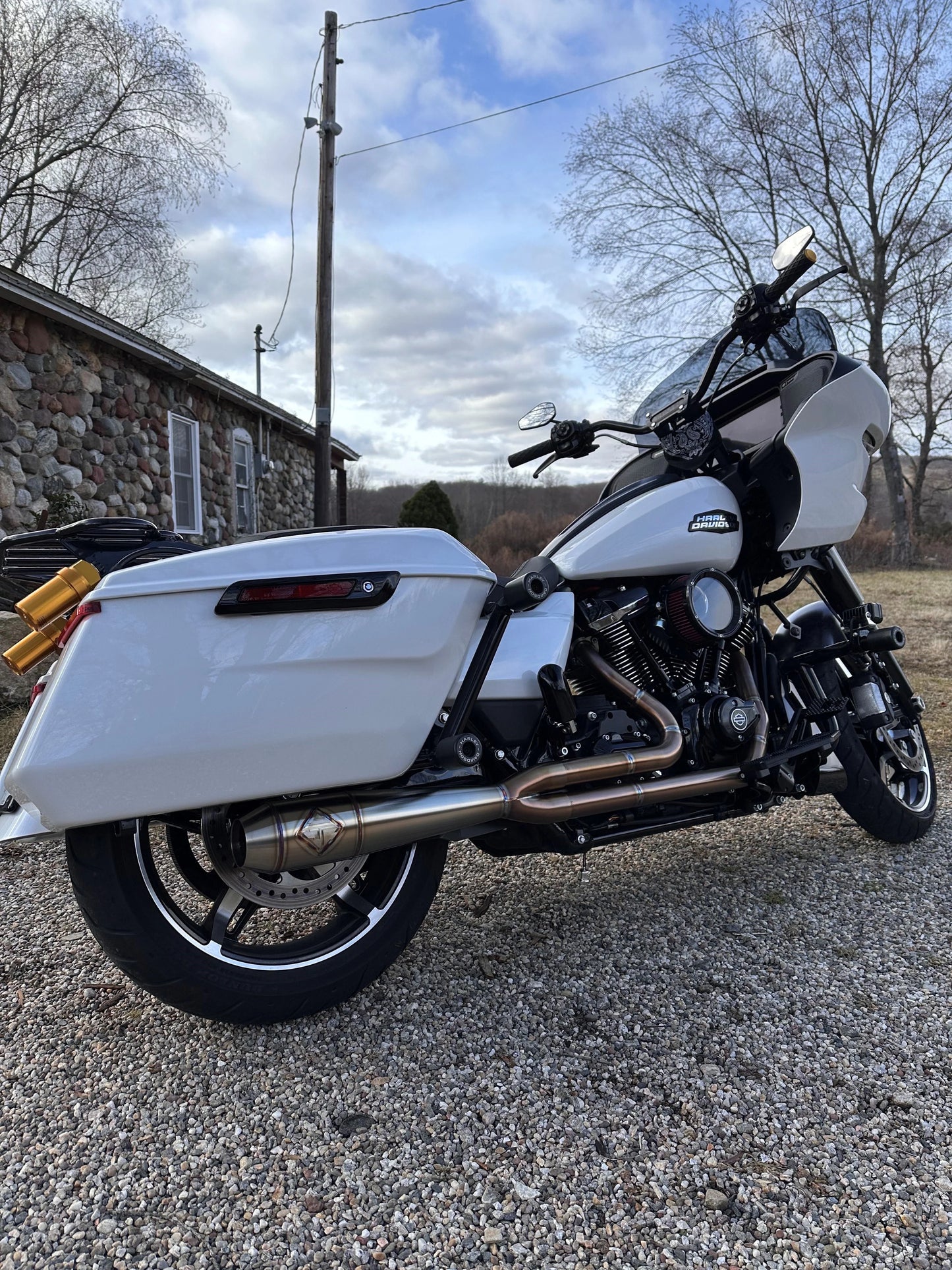 2017-PRESENT M8 Bagger - Mid Lenght “Elsinore”