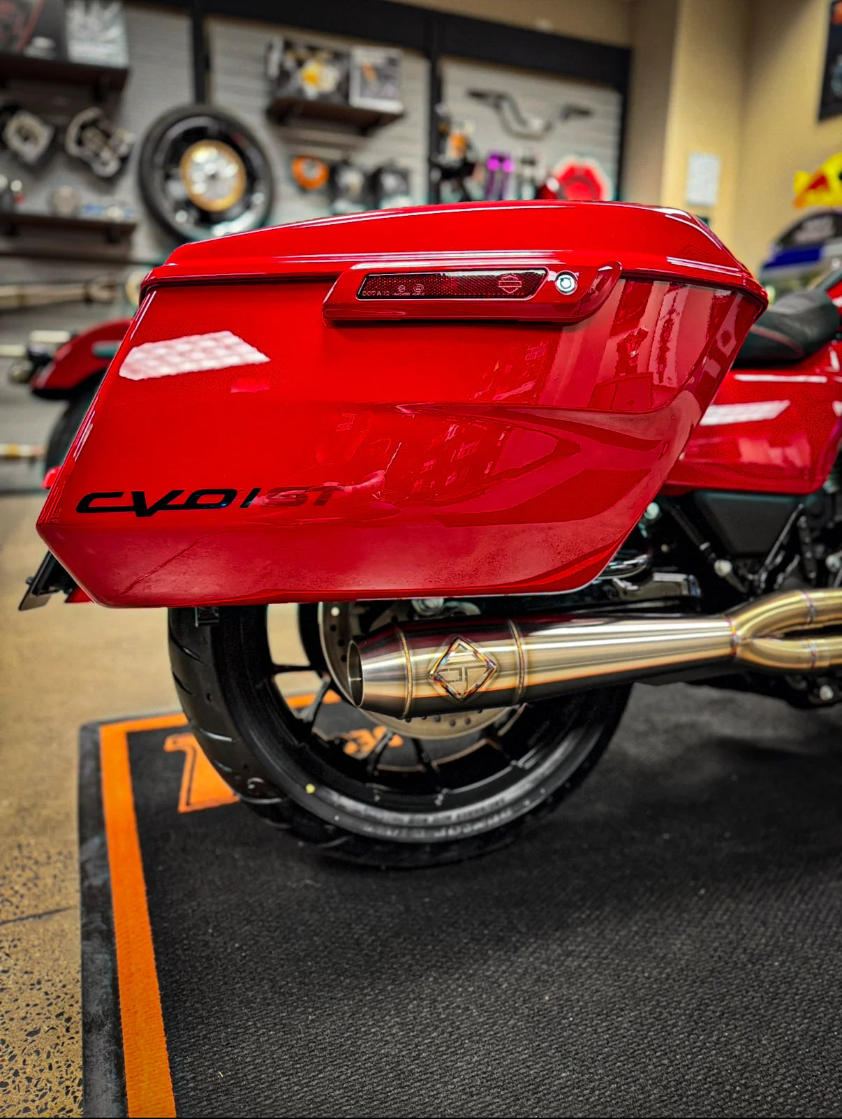 1982-94 FXR - Cutback
