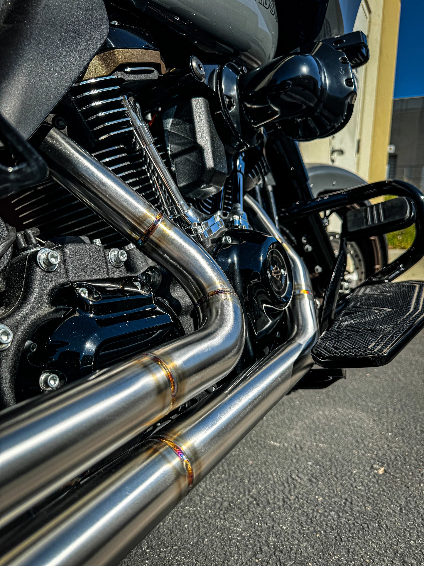 2017-PRESENT M8 Bagger - Mid Lenght “Elsinore”