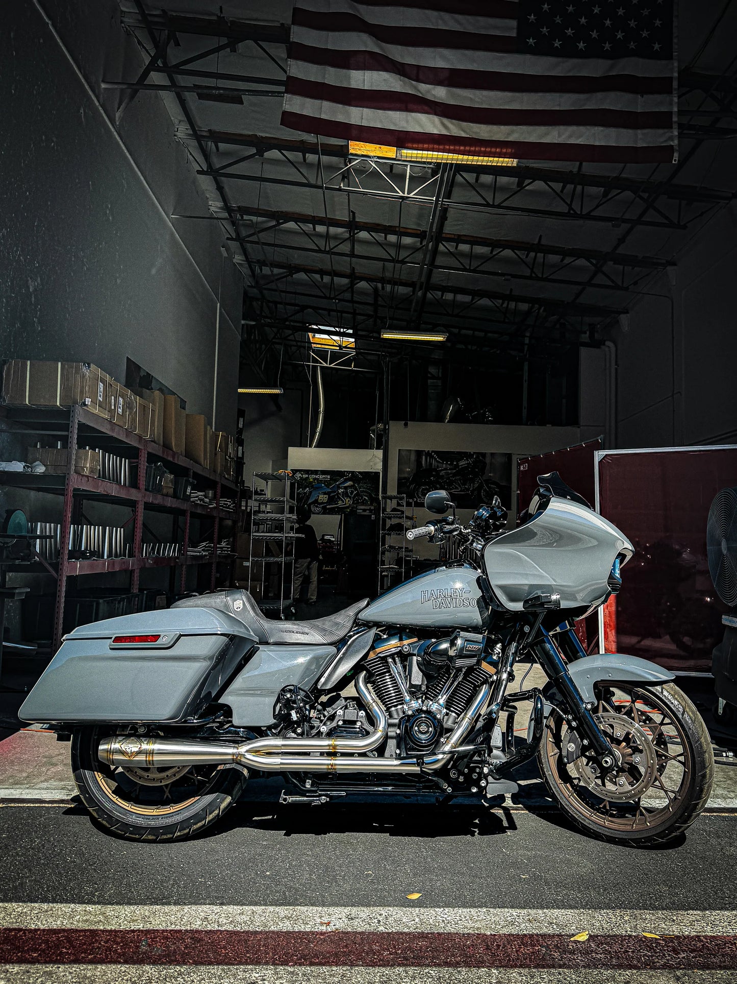 2017-PRESENT M8 Bagger - Mid Lenght Elsinore "Works Edition"
