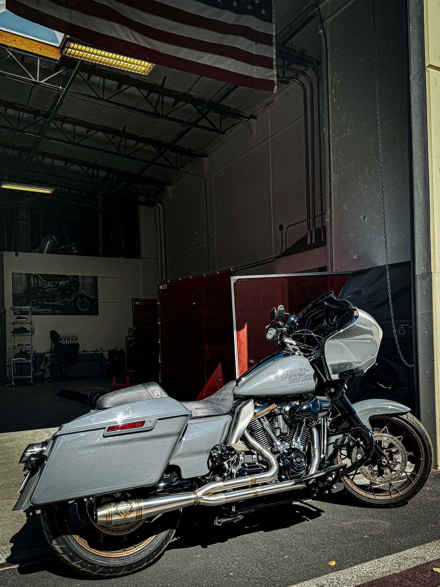 2017-PRESENT M8 Bagger - Mid Lenght “Elsinore”
