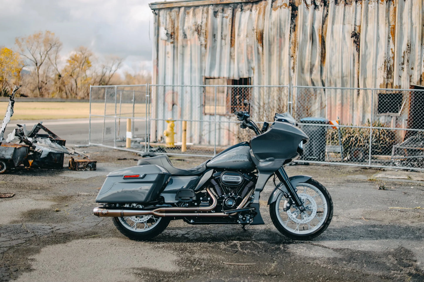 2017-PRESENT M8 Bagger - Full Lenth Turnpike "Works Edition"
