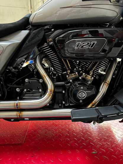 2017-PRESENT M8 Bagger - Full Lenth Turnpike